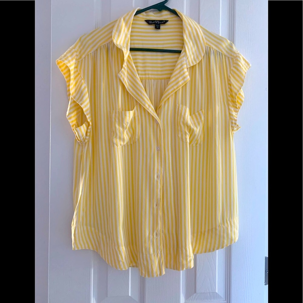 Cap sleeve yellow button front striped top
